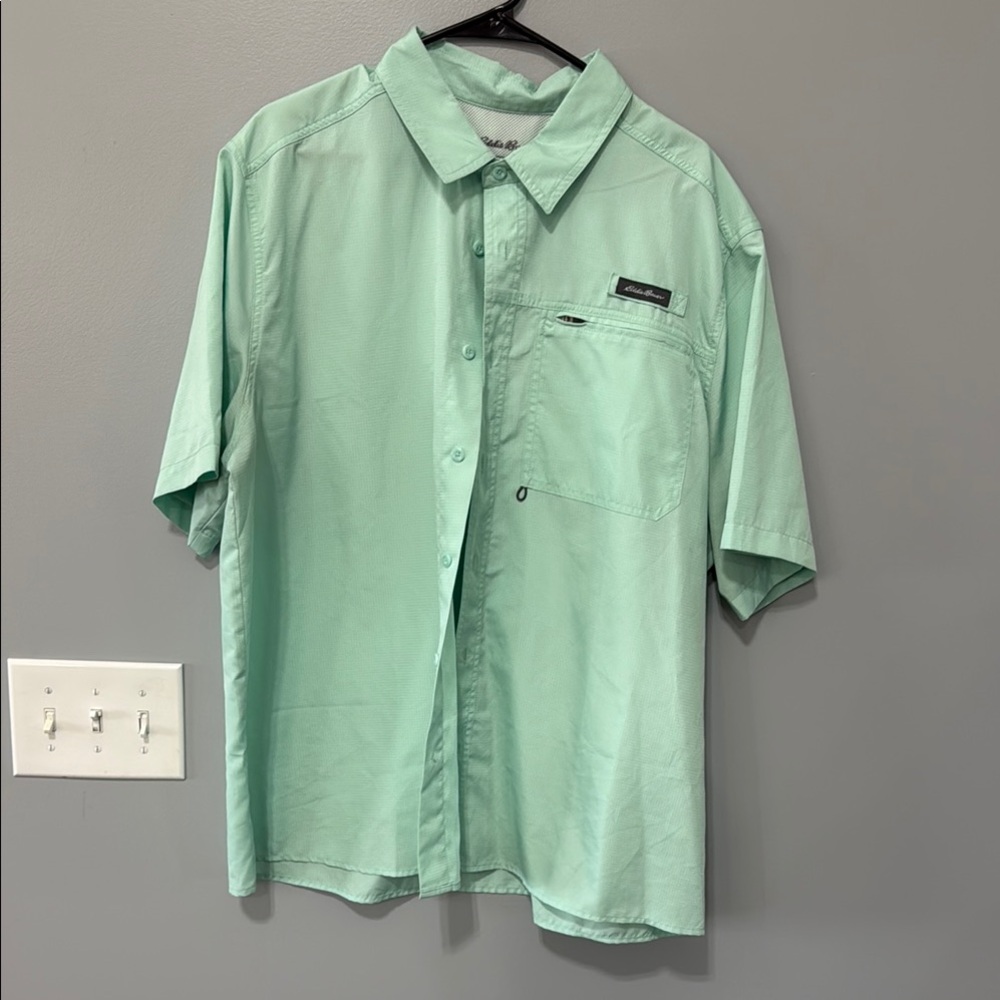 Eddie Bauer Men's Mint Green Casual Button Down Shirt